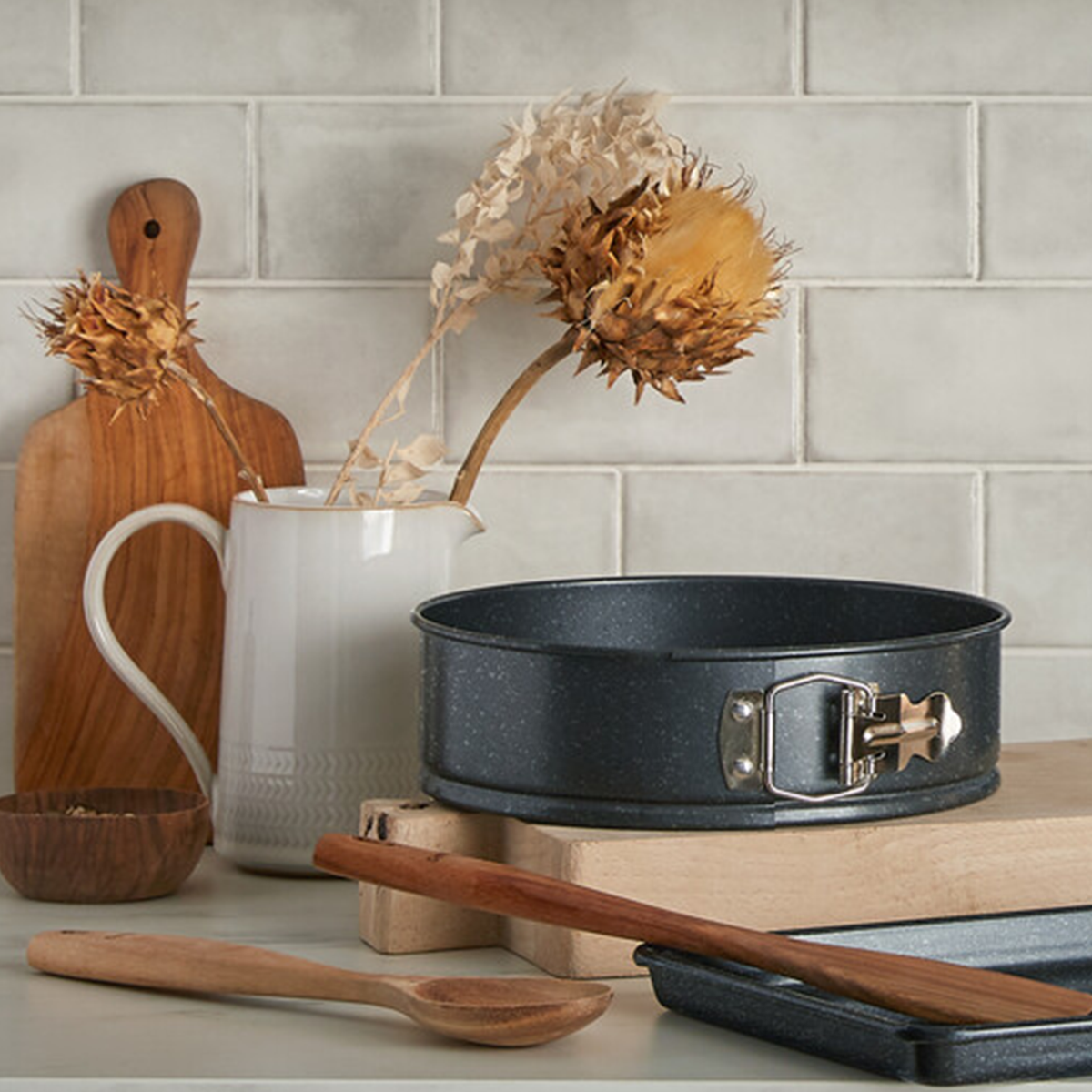 Denby Quantanium Finish 23Cm Springform Cake Tin