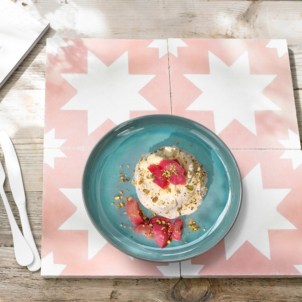 Azure Coupe Medium Plates - Set Of 4