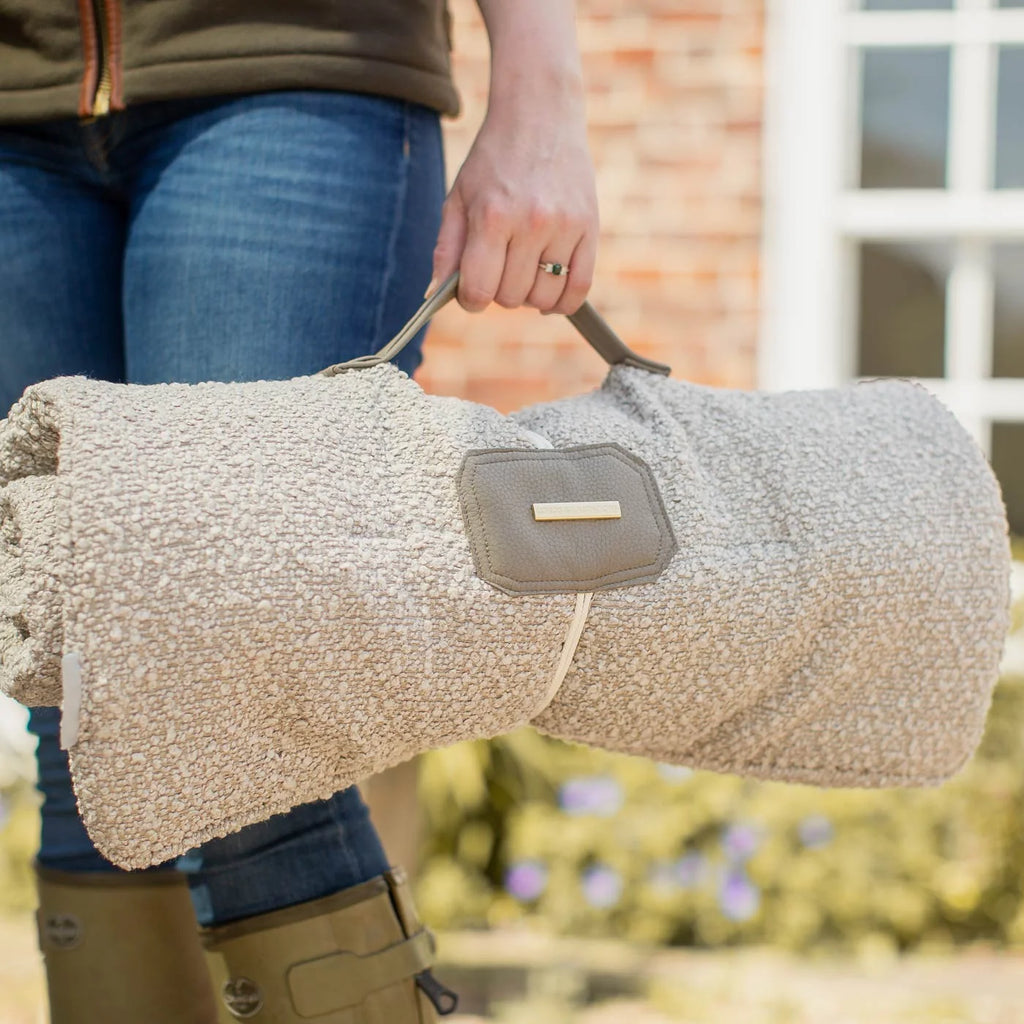 Travel Mat in Mink Boucl