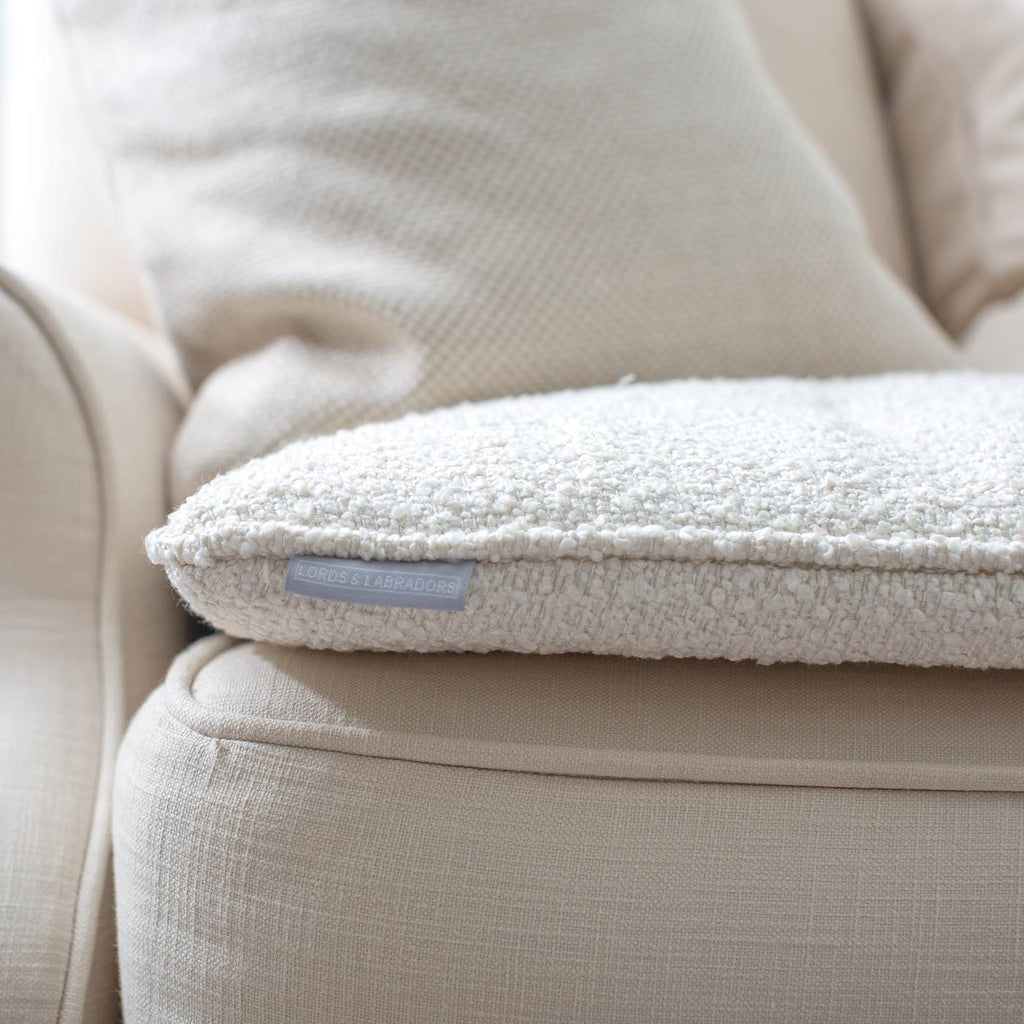 Couch Topper in Boucl