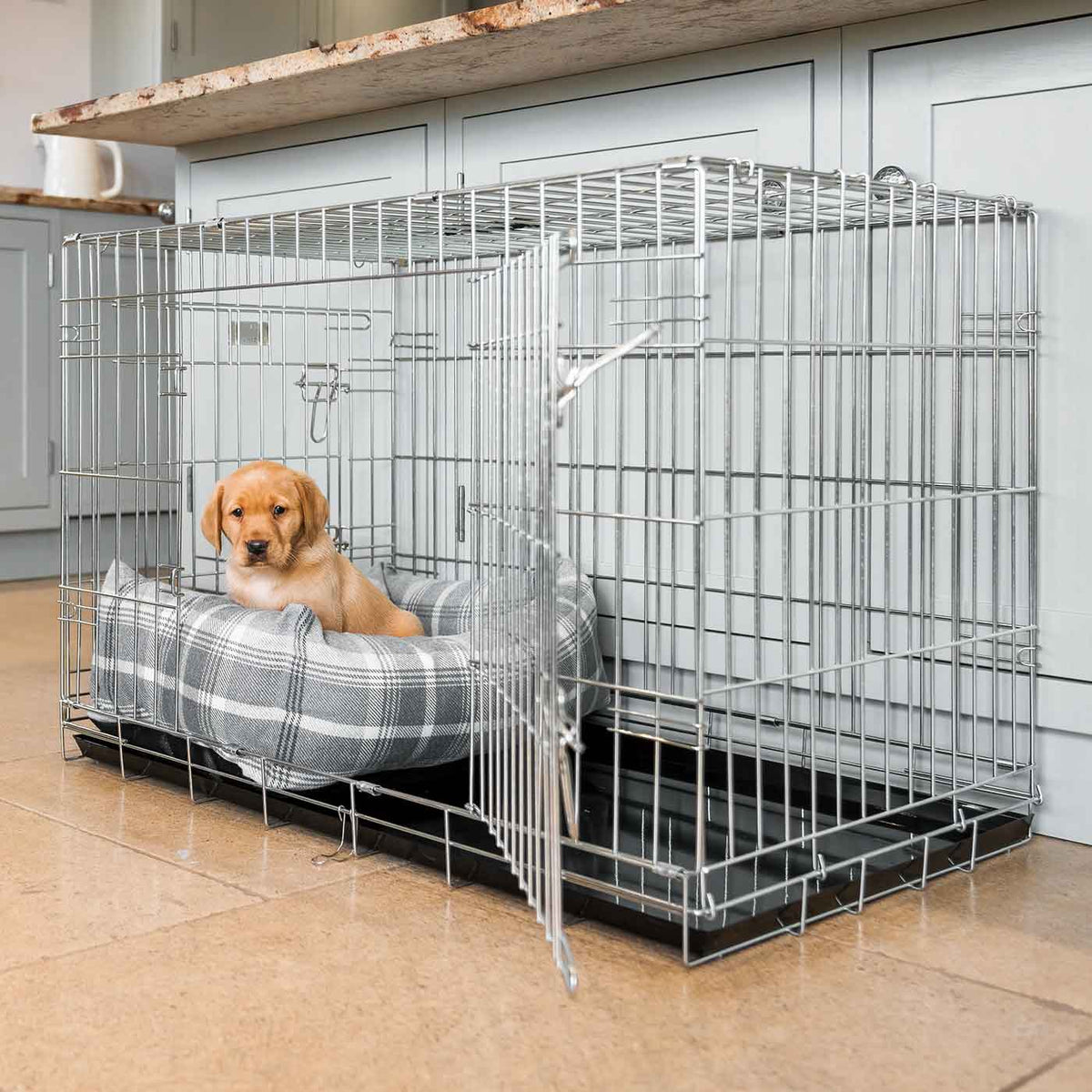 Cozy & Calming Puppy Cage Bed in Balmoral Tweed