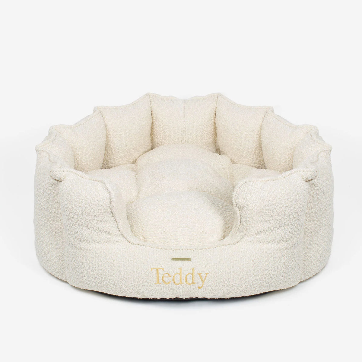 High Wall Bed For Dogs in Boucl