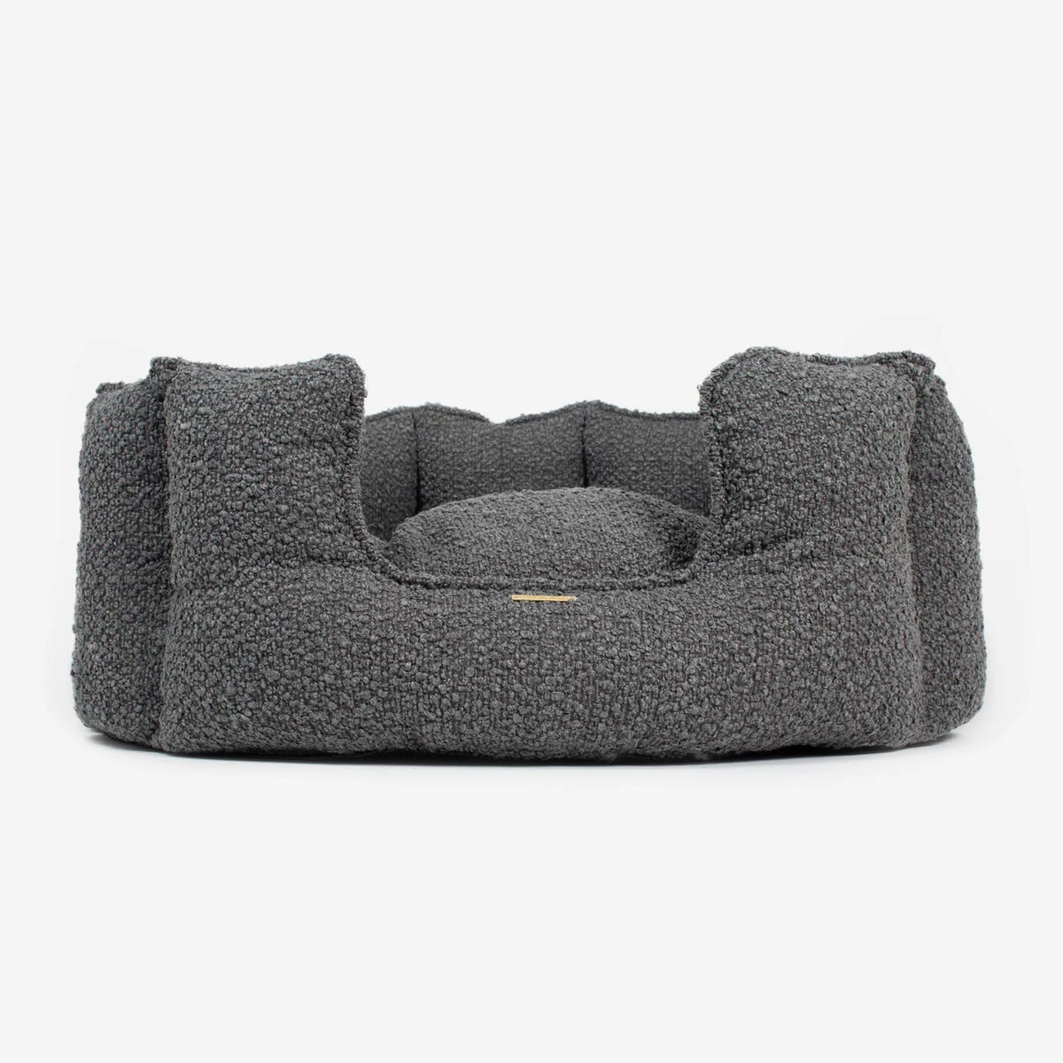 High Wall Bed For Dogs in Boucl